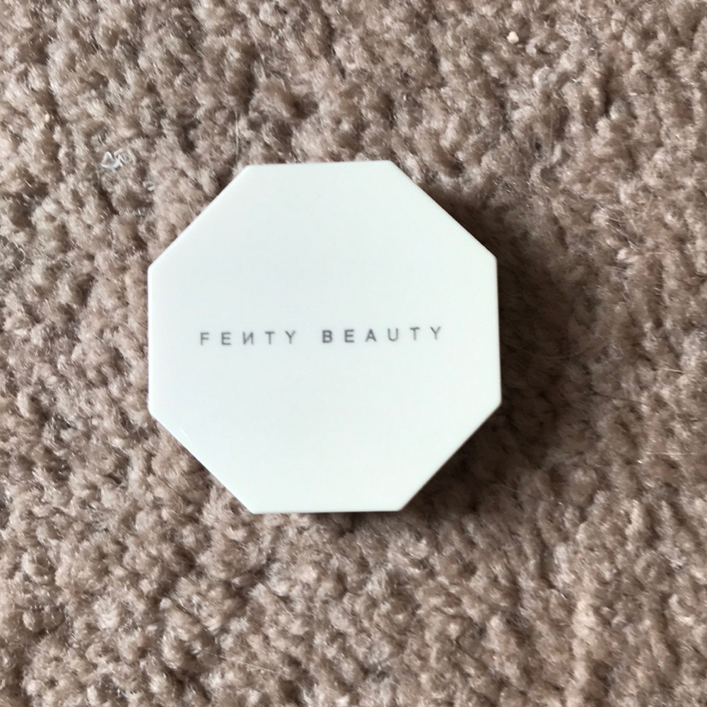 Fenty Beauty Highlighter
